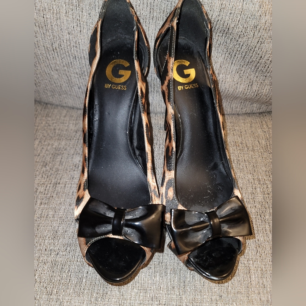 G By Guess Women's Leopard Cheetah Print Platform Peep Toe Stiletto Heels